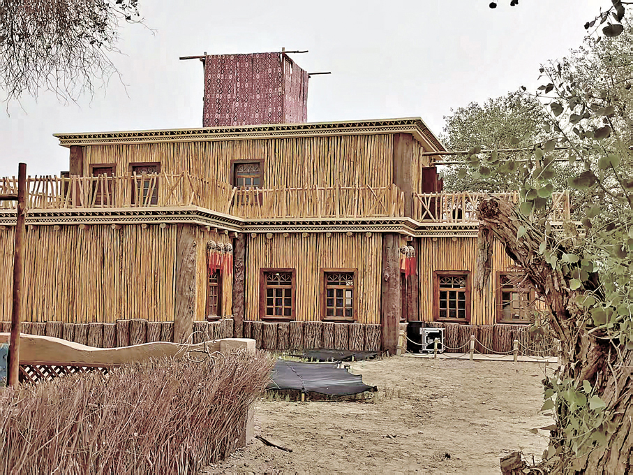 ●羅布人村寨的古樸建築