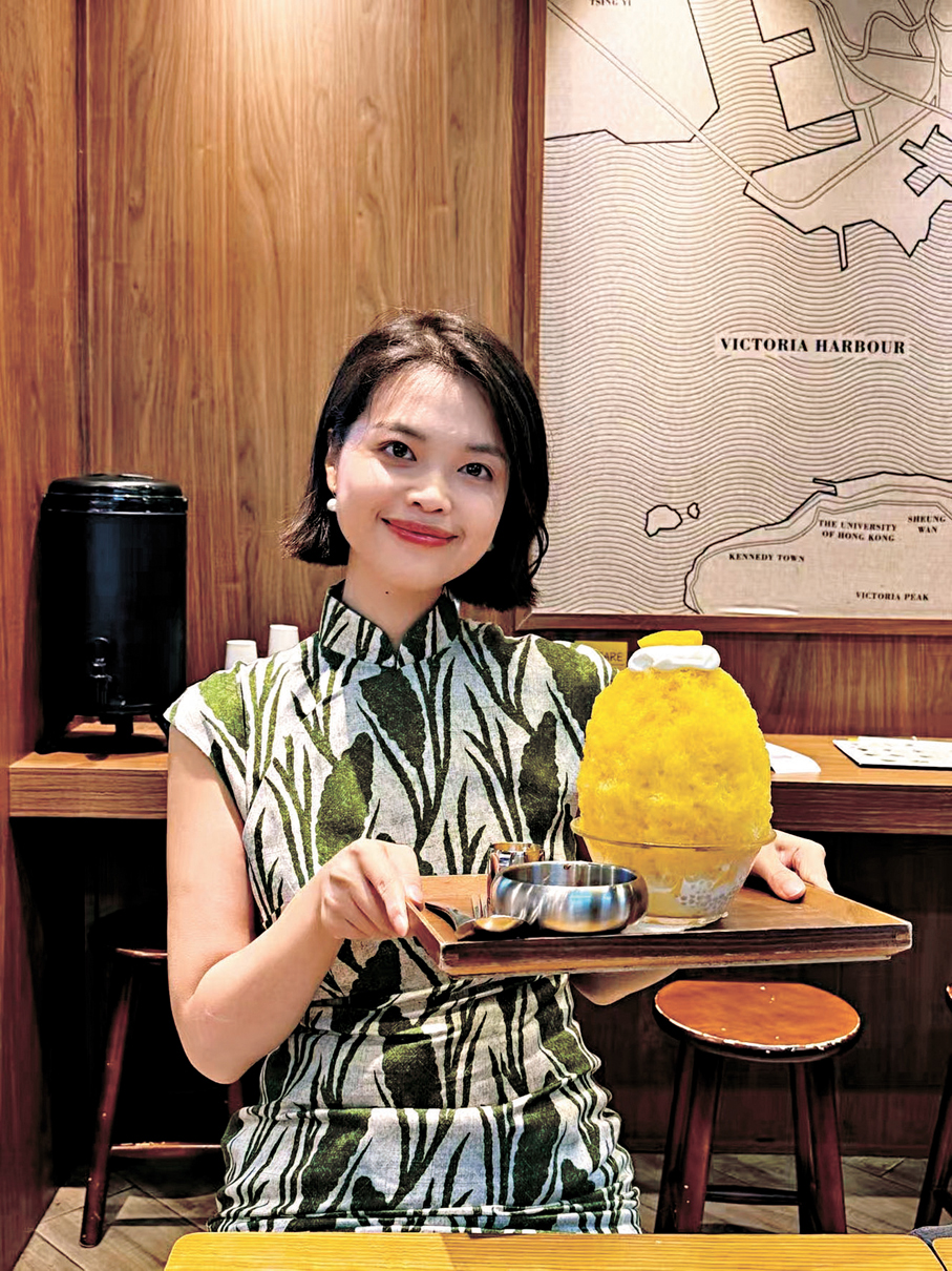 「甜姨姨」甜品店的芒果冰沙