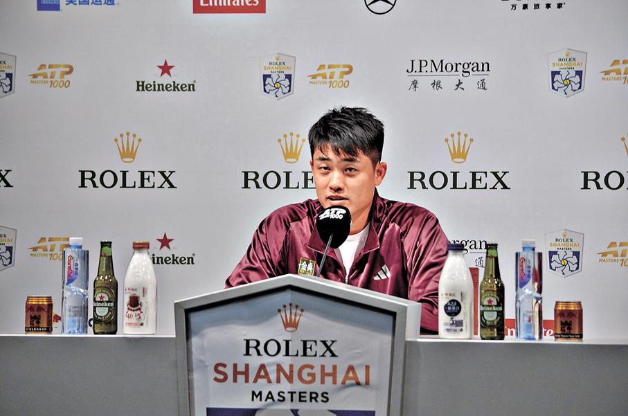 ●吳易昺出席賽前新聞發布會。    香港文匯報記者夏微  攝