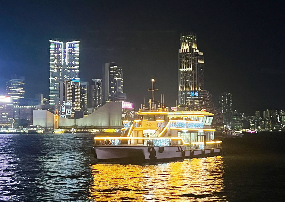 ▲會議議程以外，Towngas將安排與會賓客夜遊維港，欣賞香港璀璨夜景。  （圖片鳴謝：香港水上的士）
