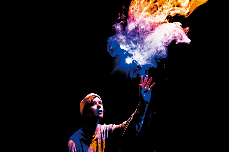 ●《The Griegol》Trick of the Light Theatre （新西蘭）。攝影：Phillip Merry – Axylotl Photography