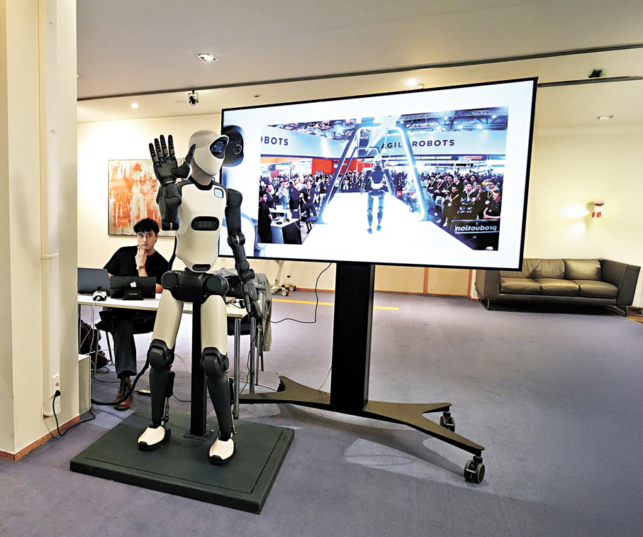 ●歐洲人工智能機器人技術展中展示的機器人。資料圖片