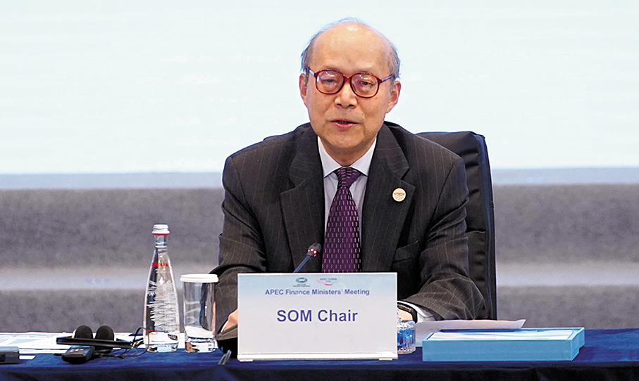 ●2026年APEC高官會主席陳旭在會上通報APEC「中國年」工作進展和成果。香港文匯報記者曾興偉  攝