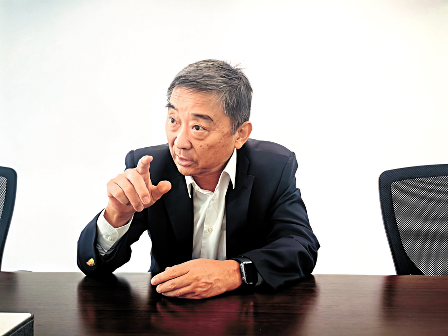 ●曹其東表示，計劃與科大醫學院等大專院校合作共建使用場景，推動產品迭代。香港文匯報記者茅建興  攝