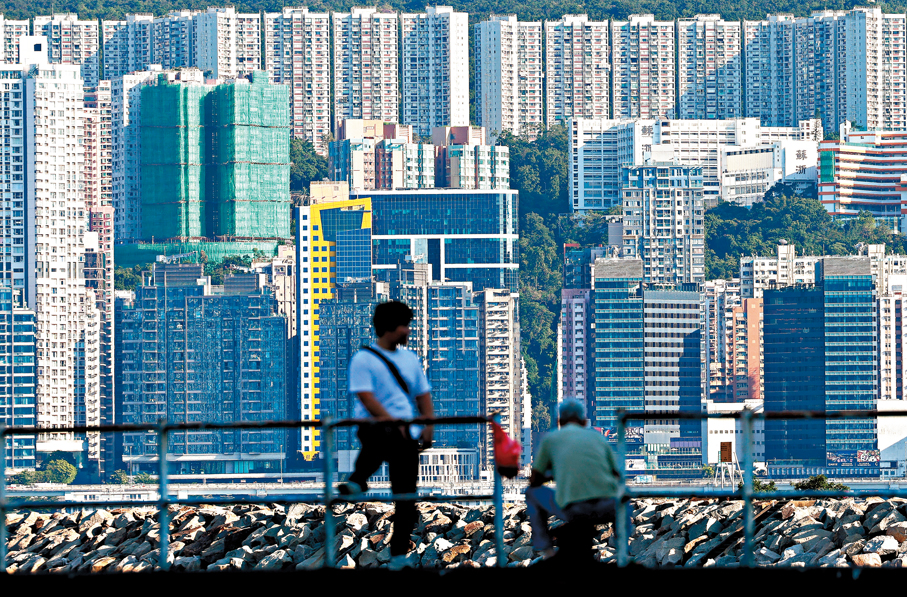 ●本港負資產住宅按揭貸款涉及的金額在第三季末減少至173億元，按季減少11.7%。 資料圖片