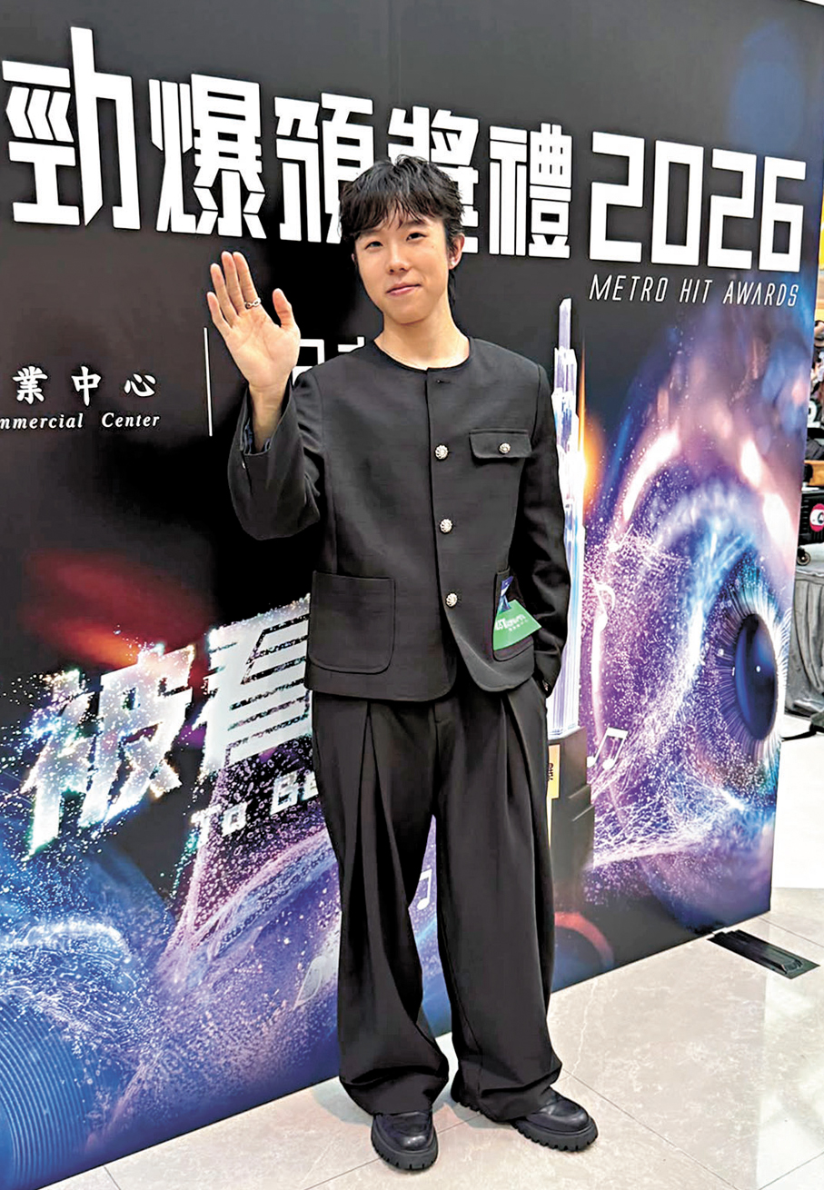●談到母親有份經營的烤魚店發生火警，葉振弘慶幸人無事。香港文匯報記者李慶全 攝